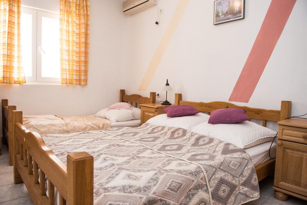 Apartments Ljubica Рогозниця Екстер'єр фото
