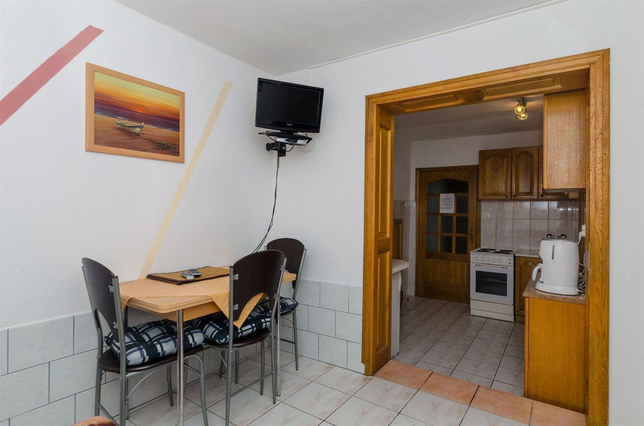 Apartments Ljubica Рогозниця Екстер'єр фото