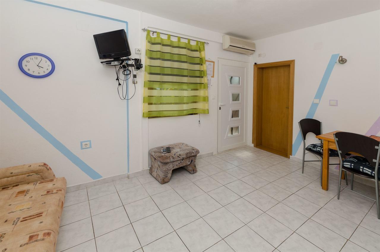 Apartments Ljubica Рогозниця Екстер'єр фото